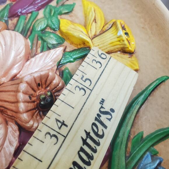 Vintage 1980 Flower Plate Floral Chalk Ware Wall Decor 80s Country Regency Style - Picture 7 of 10